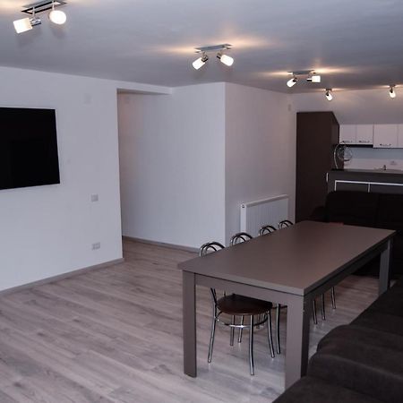 New House 호텔 쿠티에데아게스 외부 사진