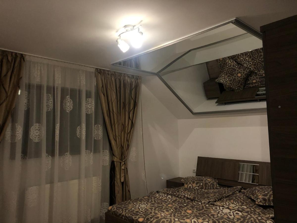 New House 호텔 쿠티에데아게스 외부 사진