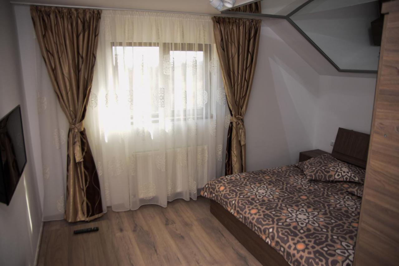 New House 호텔 쿠티에데아게스 외부 사진